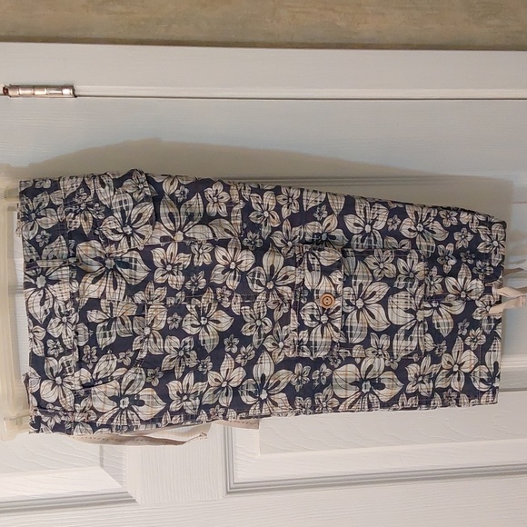 Board shorts / cargo unisex tag says size 11 - Picture 4 of 5